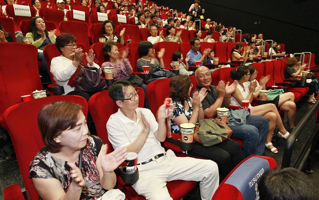 Take Off 2 began screening at L.A.’s GCV Cinemas on Thursday. Starting Friday, the screening will expand to nine more cities, including Fullerton, across the country. Sang Jin Kim