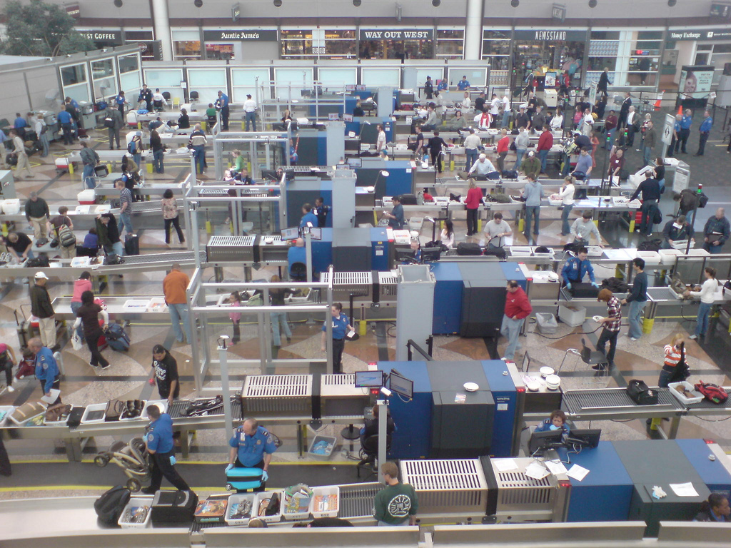 Security_Screening_at_the_Denver_Airport