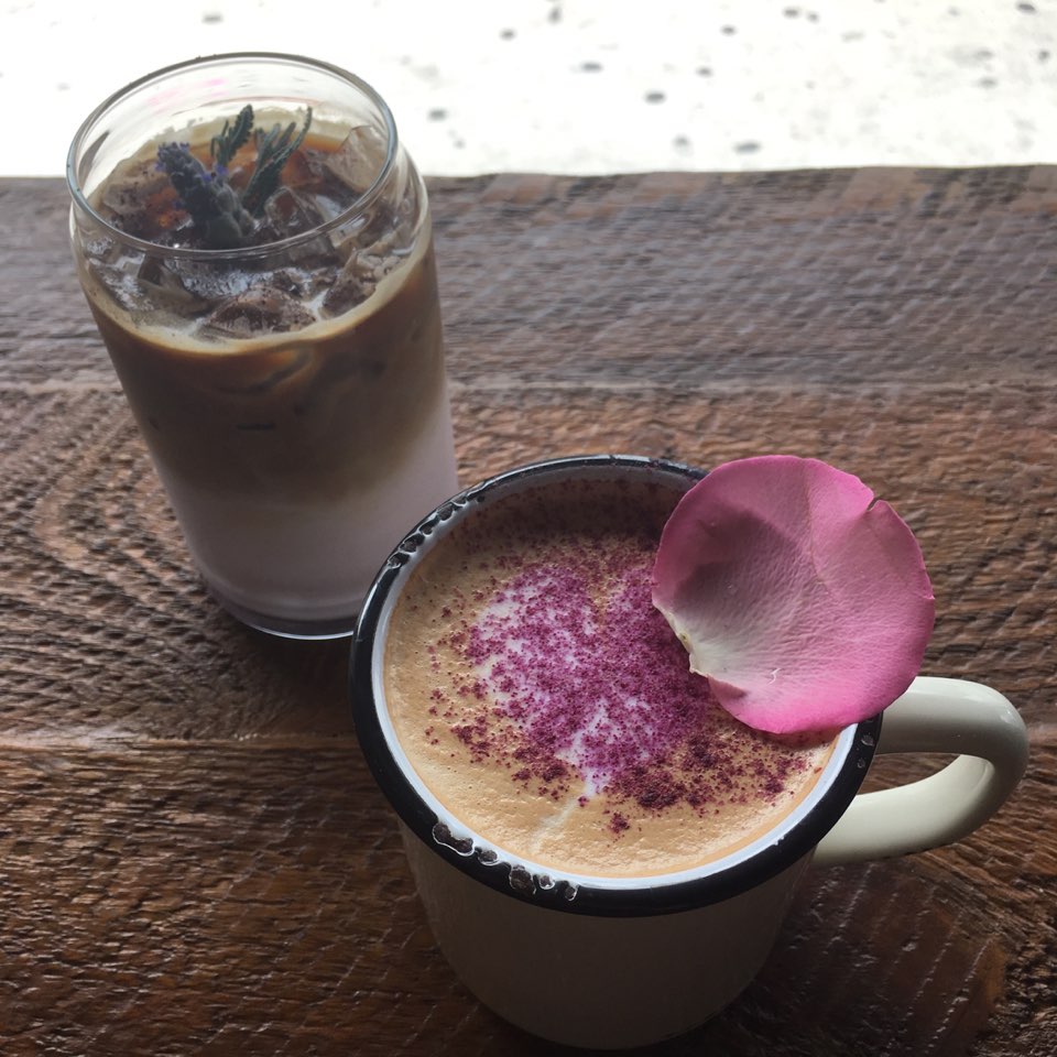 Coffee Shops in Koreatown Add Specialties to Survive Competition The