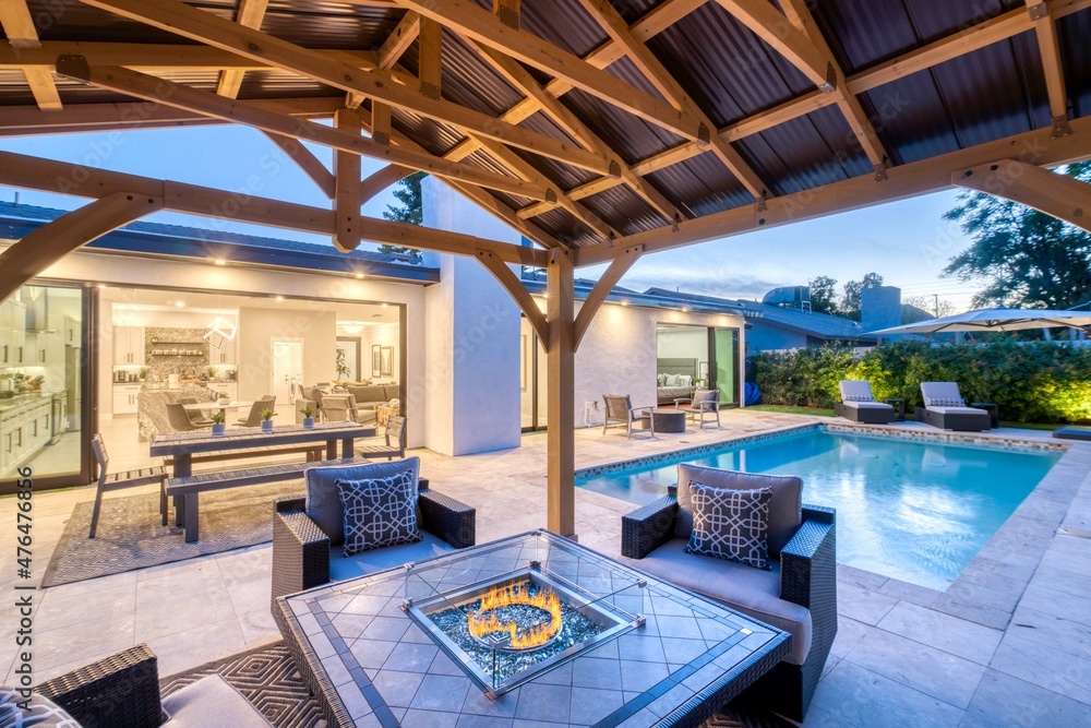 Outdoor eating area