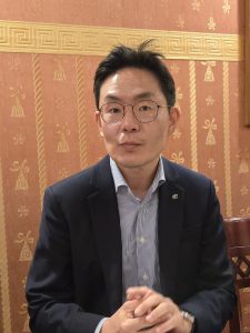 Yoo-Tae Baek