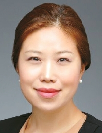 Hyeji Kang headshot, newly appointed CFO of Allianz Commercial