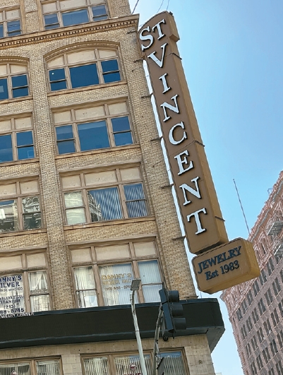 Exterior of Vincent Jewelry Center in downtown Los Angeles linked to Korean American jewelry mogul murder-suicide case