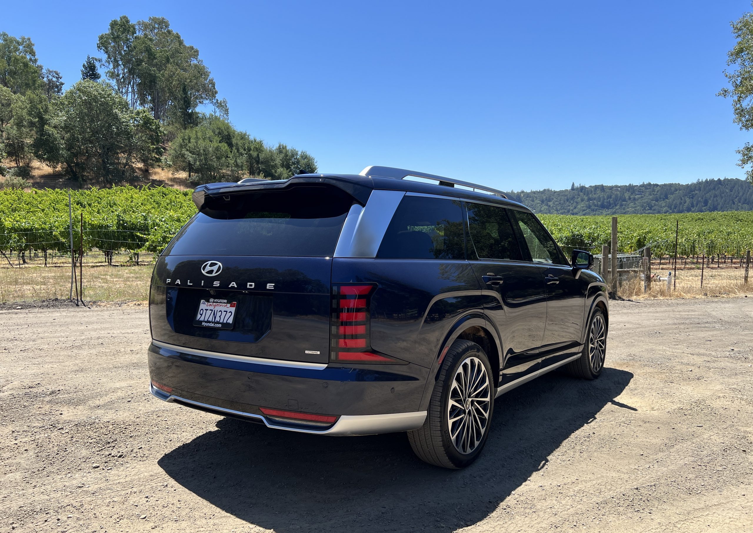Rear view of Hyundai Palisade