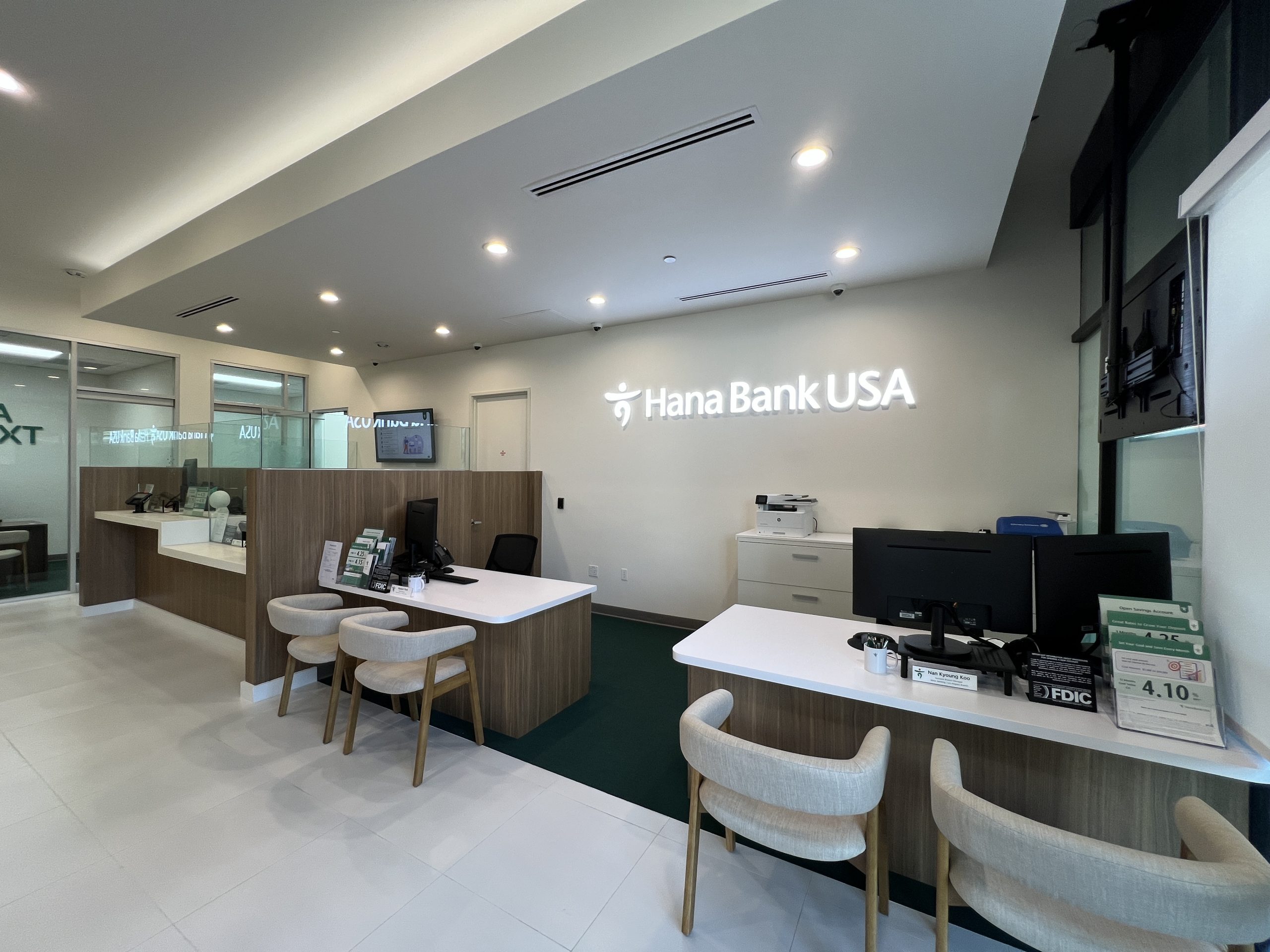 Inside of Hana Bank USA LA Branch