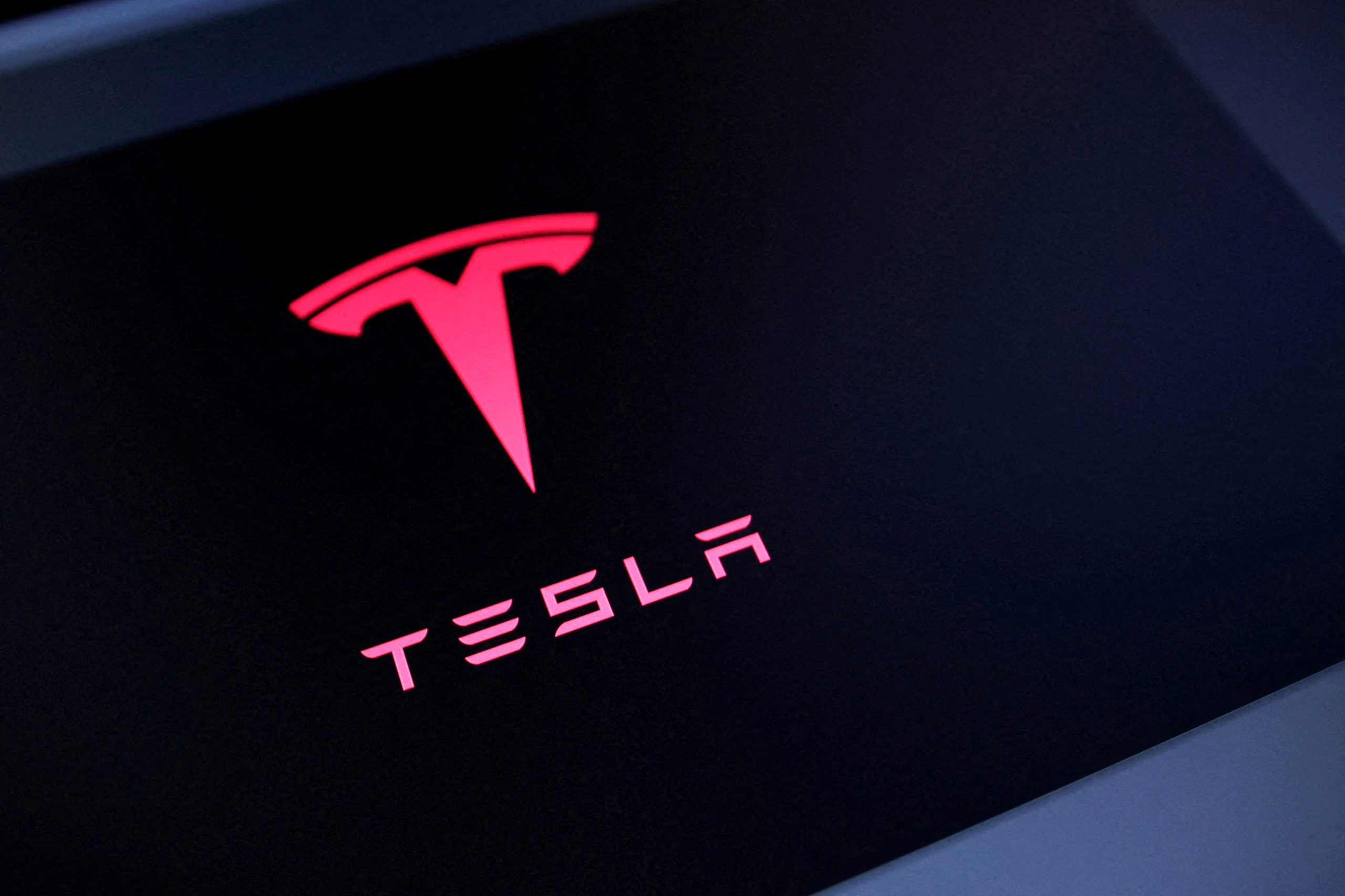 Tesla logo