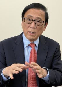 Sukhee Kang, former Irvine mayor [Kyeongjun Kim, The Korea Daily]