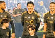Korean Boy Who Beat Lymphoma Walks Onto Field With Son Heung-min